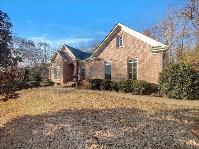 7880 Gable Drive, Douglasville, GA 30135