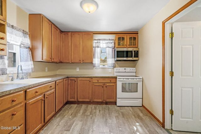 511 5th Avenue, Watervliet, NY 12189