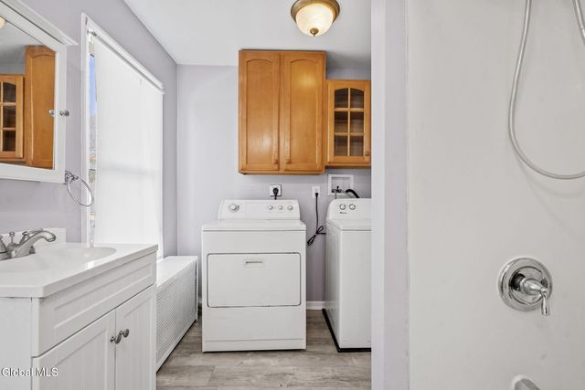 511 5th Avenue, Watervliet, NY 12189