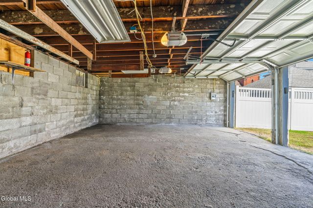 511 5th Avenue, Watervliet, NY 12189