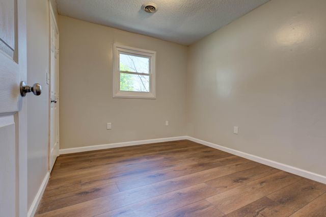 2408 State Highway 1050, Jeffersonville, KY 40337