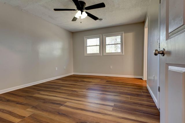 2408 State Highway 1050, Jeffersonville, KY 40337