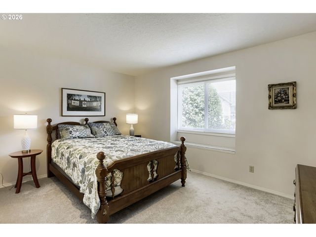 5834 Nw NECANICUM Way, Portland, OR 97229