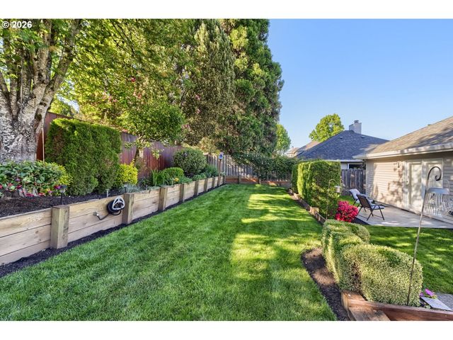 5834 Nw NECANICUM Way, Portland, OR 97229