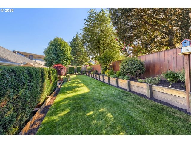 5834 Nw NECANICUM Way, Portland, OR 97229