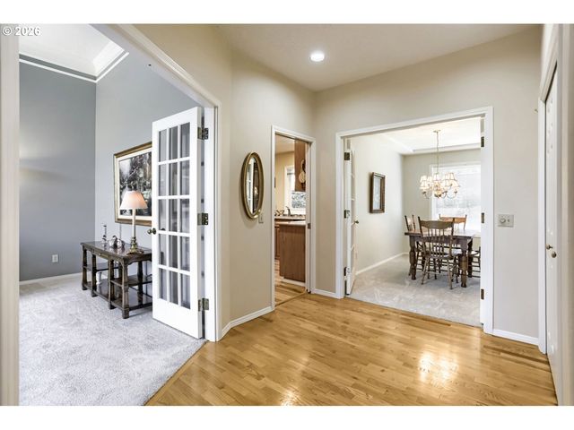 5834 Nw NECANICUM Way, Portland, OR 97229