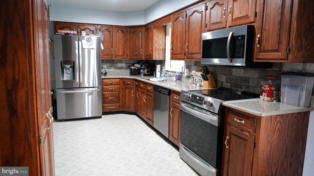 11653 N N LANDIS AVENUE, Waynesboro, PA 17268