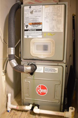 9800 Sunrise Lakes Blvd 208, Sunrise, FL 33322