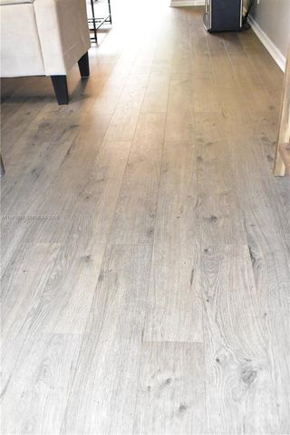 9800 Sunrise Lakes Blvd 208, Sunrise, FL 33322