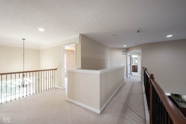 13086 Avon Cross Way, Fishers, IN 46037