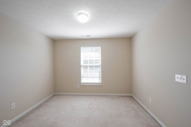 13086 Avon Cross Way, Fishers, IN 46037