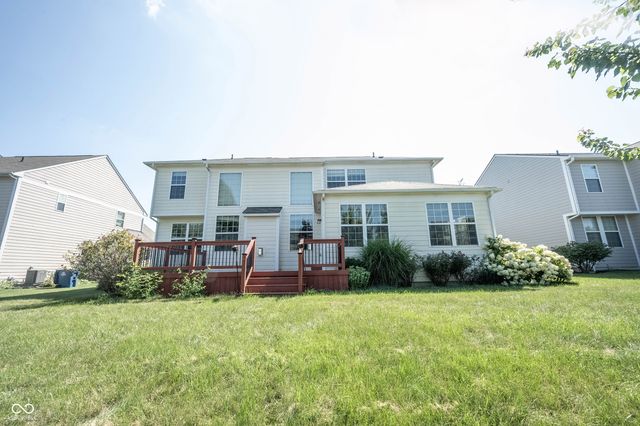 13086 Avon Cross Way, Fishers, IN 46037