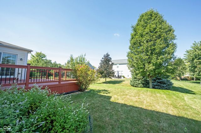 13086 Avon Cross Way, Fishers, IN 46037