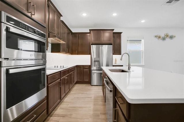 9481 EMERALD BERRY DRIVE, Winter Garden, FL 34787