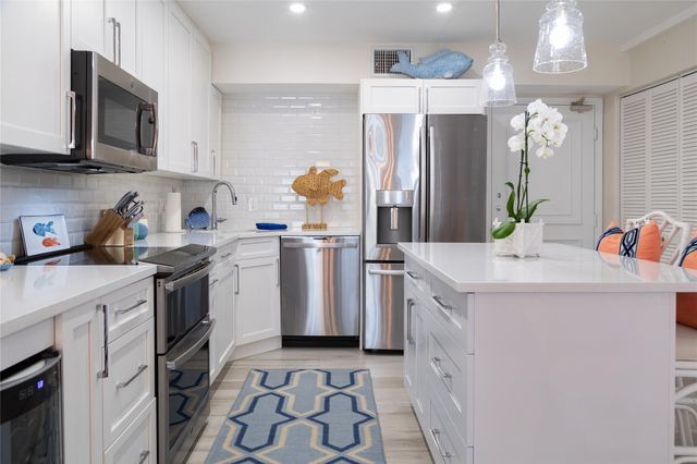 1750 S Ocean Lane 208, Fort Lauderdale, FL 33316