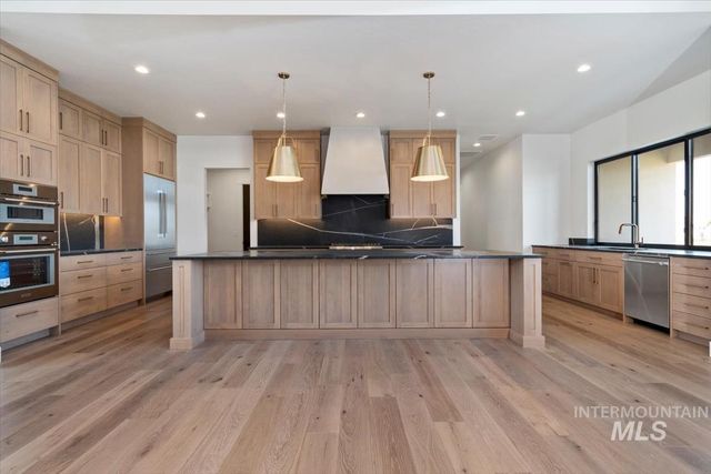 539 Century Ave, Middleton, ID 83544
