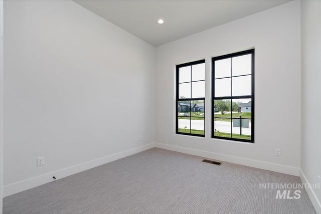 539 Century Ave, Middleton, ID 83544