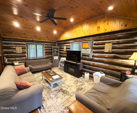 74 Christiana Court, Lake George, NY 12845