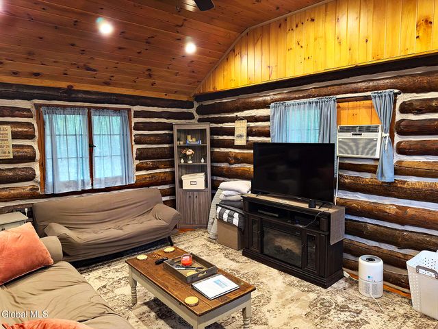 74 Christiana Court, Lake George, NY 12845