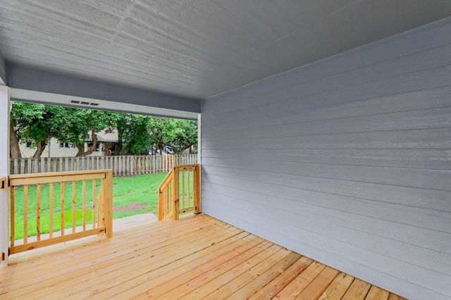 10825 W Rolling Hills, Wichita, KS 67212