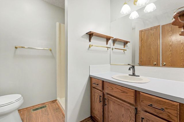 10825 W Rolling Hills, Wichita, KS 67212