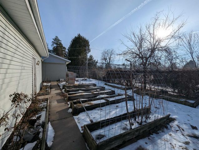 534 S Main Street, Au Gres, MI 48703