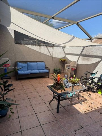 1461 NW 113th Ave, Pembroke Pines, FL 33026