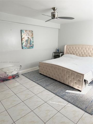 1461 NW 113th Ave, Pembroke Pines, FL 33026