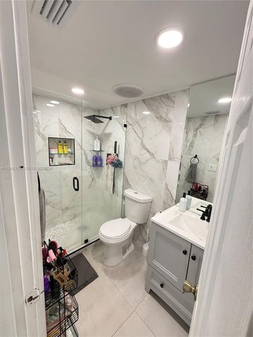 1461 NW 113th Ave, Pembroke Pines, FL 33026