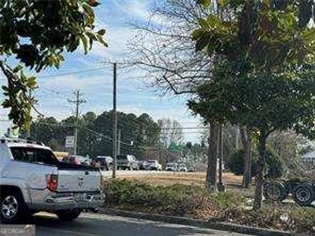 2949 Rosebud Road, Snellville, GA 30078