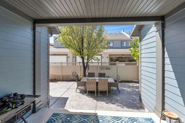 4489 W IRON MOUNTAIN DR, South Jordan, UT 84009