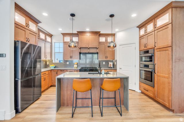 4489 W IRON MOUNTAIN DR, South Jordan, UT 84009
