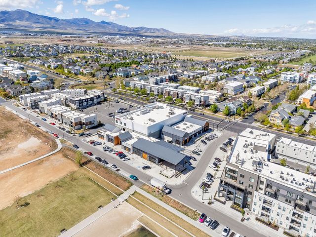 4489 W IRON MOUNTAIN DR, South Jordan, UT 84009