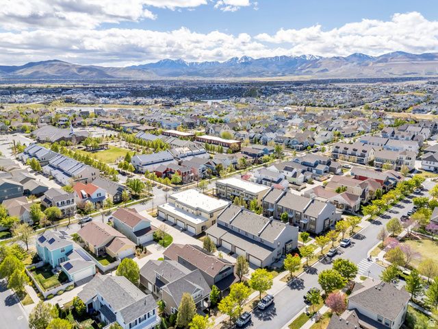 4489 W IRON MOUNTAIN DR, South Jordan, UT 84009