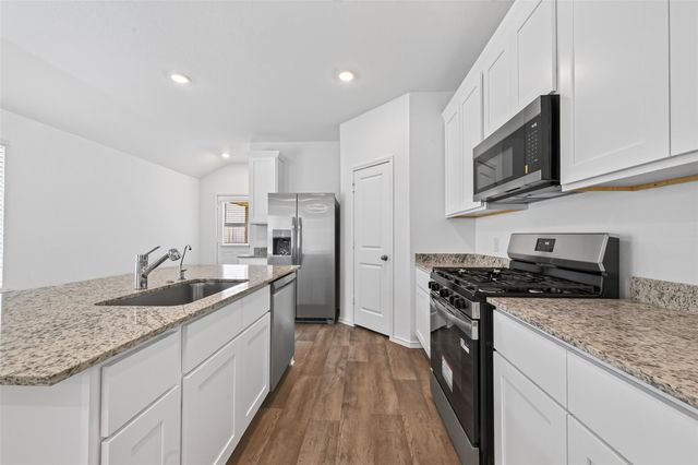 3030 Holland Lakes Drive, Fulshear, TX 77441