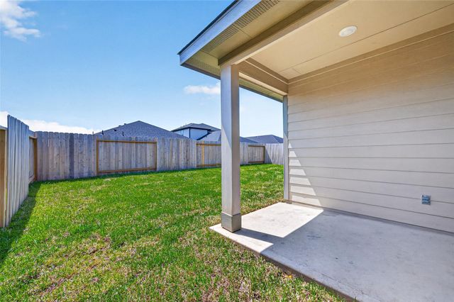 3030 Holland Lakes Drive, Fulshear, TX 77441