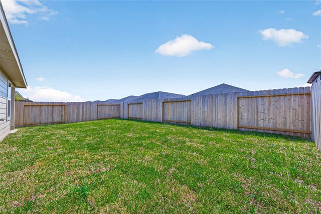 3030 Holland Lakes Drive, Fulshear, TX 77441