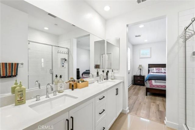 1752 Heywood A, Simi Valley, CA 93065