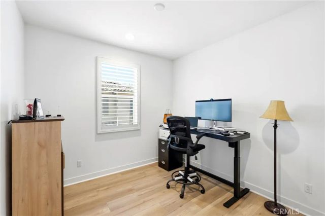 1752 Heywood A, Simi Valley, CA 93065