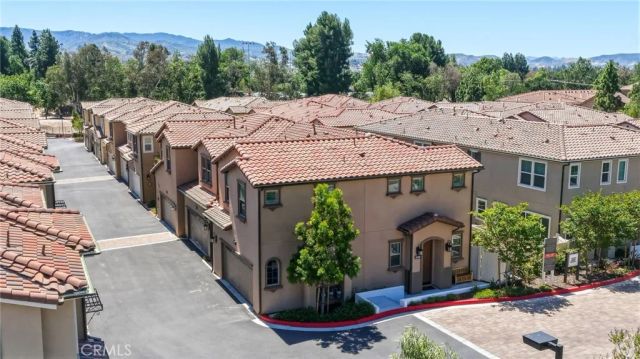 1752 Heywood A, Simi Valley, CA 93065