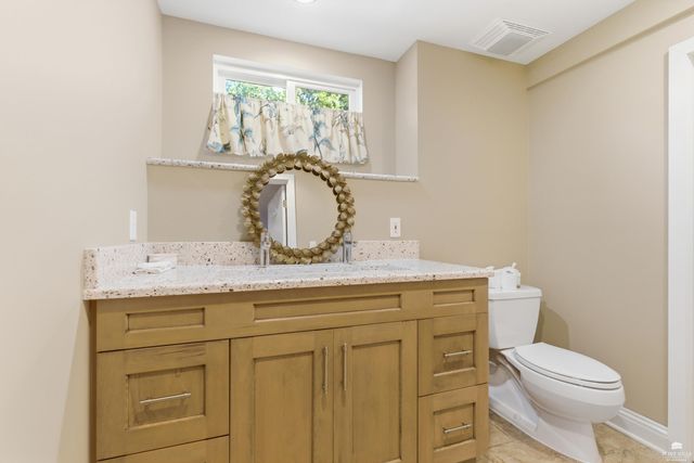 221 Westwood Road, Manhattan, KS 66502