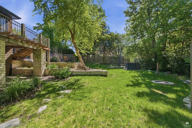221 Westwood Road, Manhattan, KS 66502