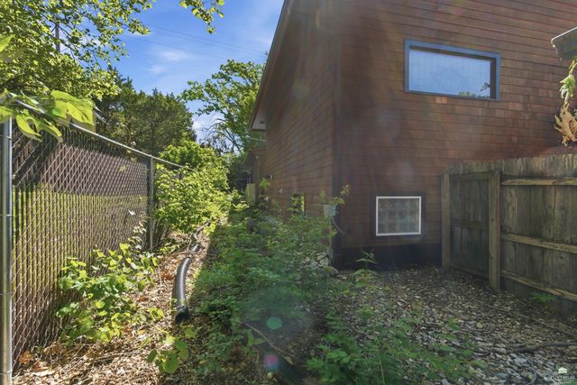 221 Westwood Road, Manhattan, KS 66502