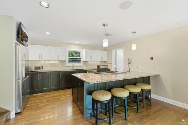221 Westwood Road, Manhattan, KS 66502