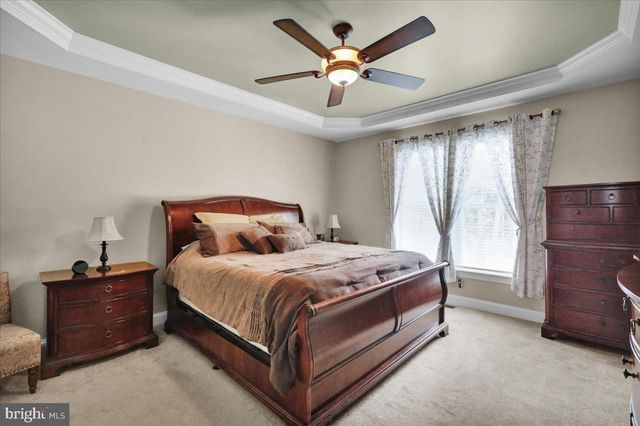 3 JAMES RD, Reinholds, PA 17569