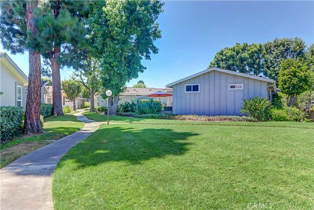 2509 View Lake 144, Santa Ana, CA 92705