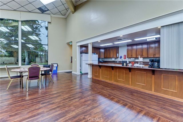 2509 View Lake 144, Santa Ana, CA 92705