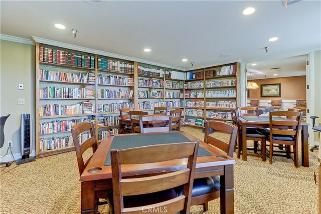 2509 View Lake 144, Santa Ana, CA 92705