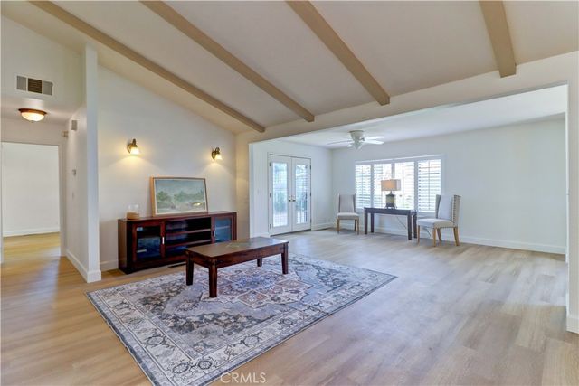 2509 View Lake 144, Santa Ana, CA 92705