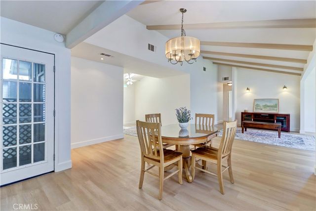 2509 View Lake 144, Santa Ana, CA 92705